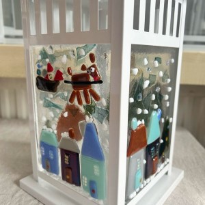 Lantern Kit: Santa’s Journey over the Rooftops  £65 (pre-order)